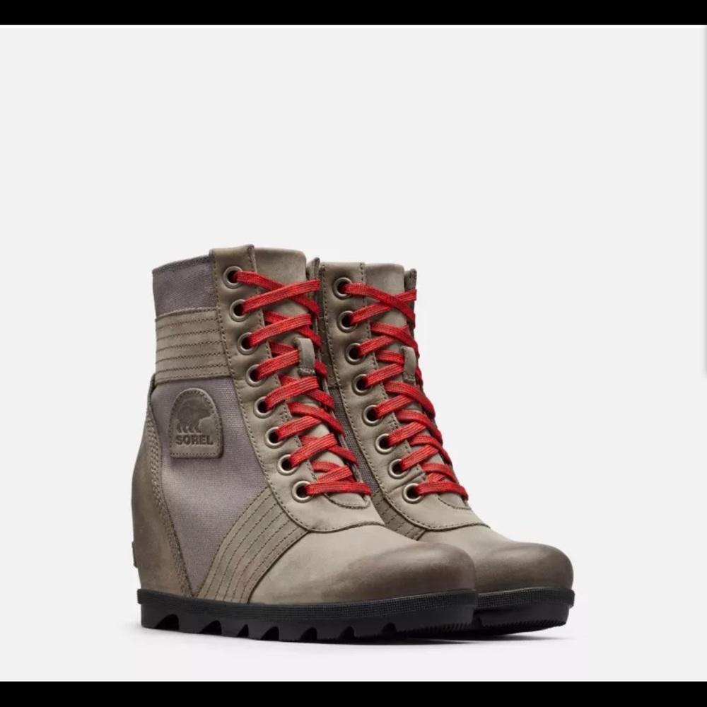 Lexie Wedge by Sorel